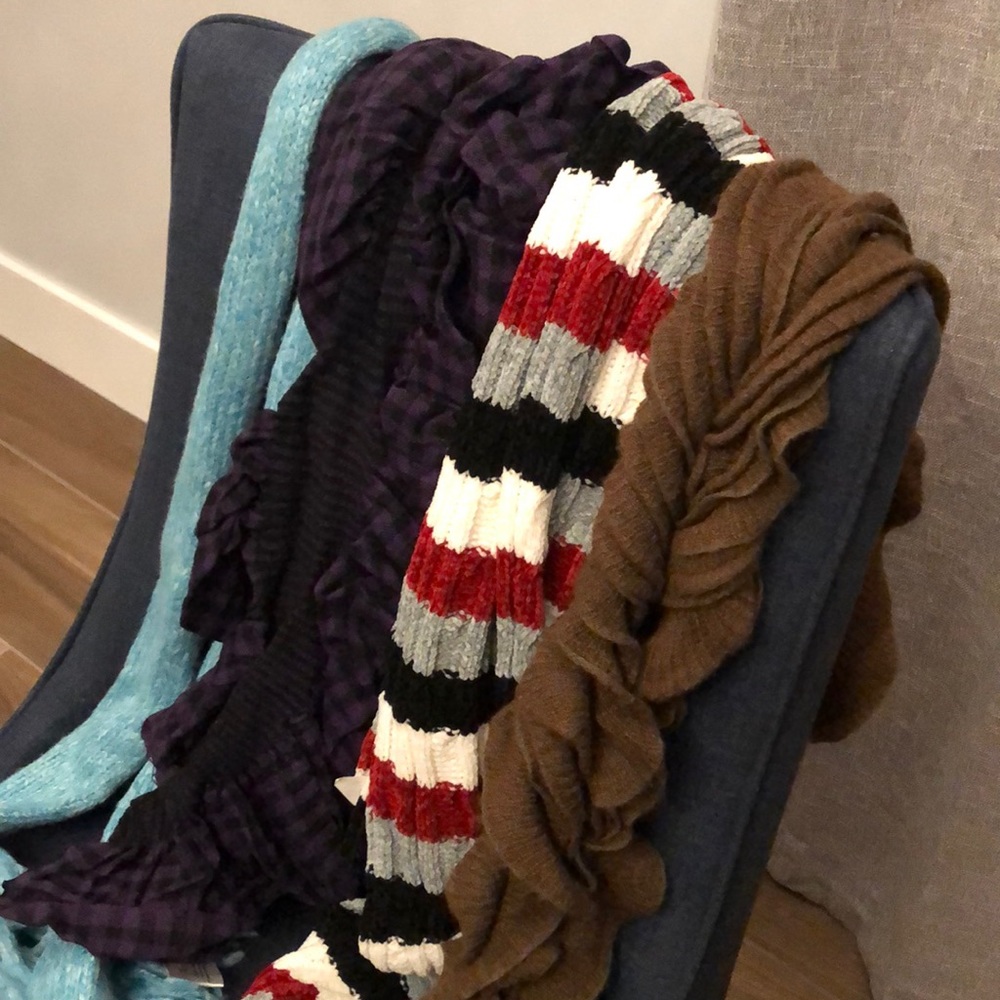 4 scarves